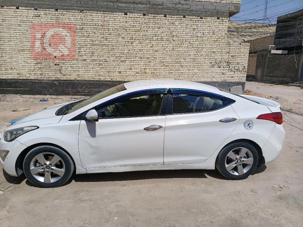 هیوندای ئەلەنترا